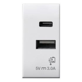 Domus S44 Caricatore USB-A e USB-C&trade 3A 230V Bianco Lucido, 441082USBAC