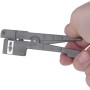 Pinza Spellacavi per Cavi in Fibra Ottica Coassiali e Rame fino a &oslash 3,2 mm
